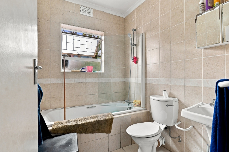 2 Bedroom Property for Sale in Wynberg Western Cape